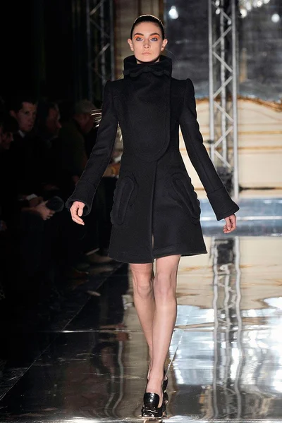 Look 5